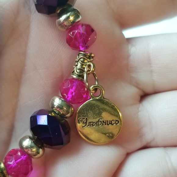 3/$25♥️ Charm Bracelet Hot Pink & Purple with Smiley Charms New - Picture 4 of 5